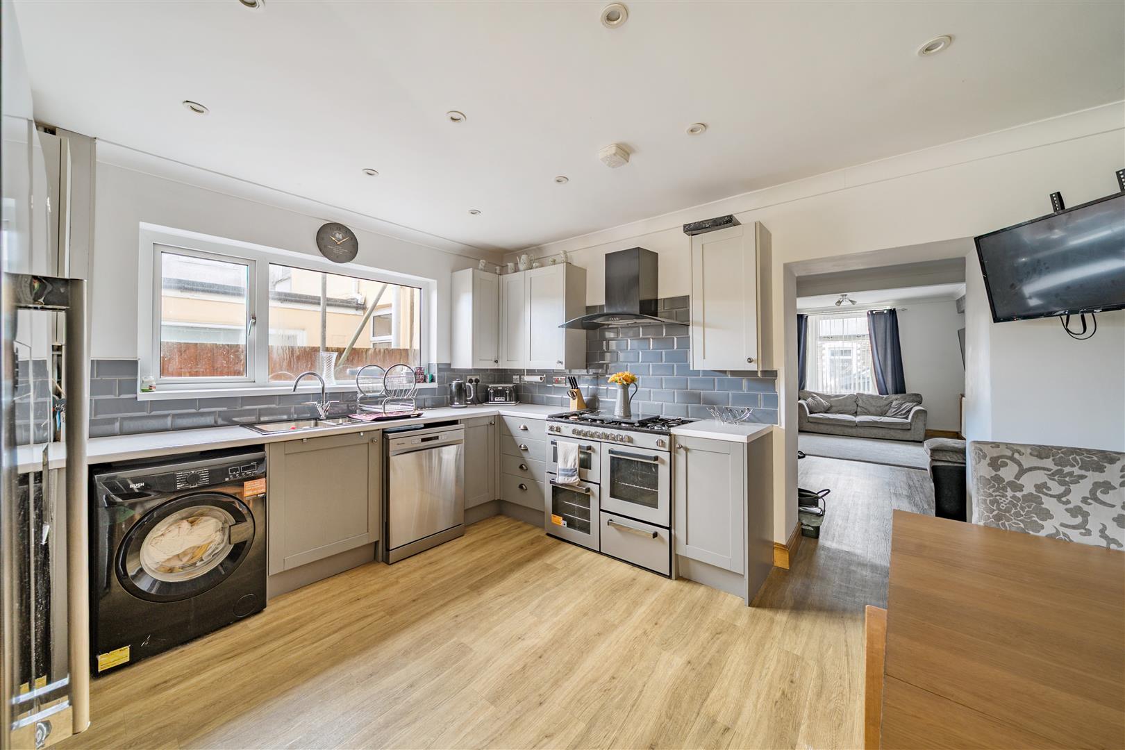 Phillip Street, Manselton, Swansea, SA5 9NL